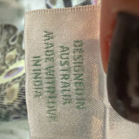 CAMILLA Short Kaftan - OS | Limited Edition Print w/Crystals - Picture 9 of 11